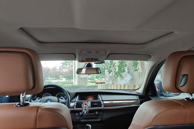 Used BMW X6 2011 xDrive35i Headliner