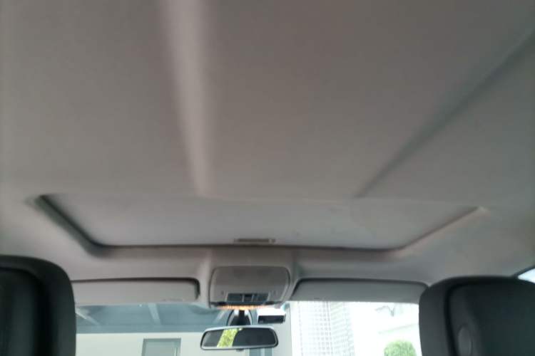 Used BMW X6 2011 xDrive35i Headliner