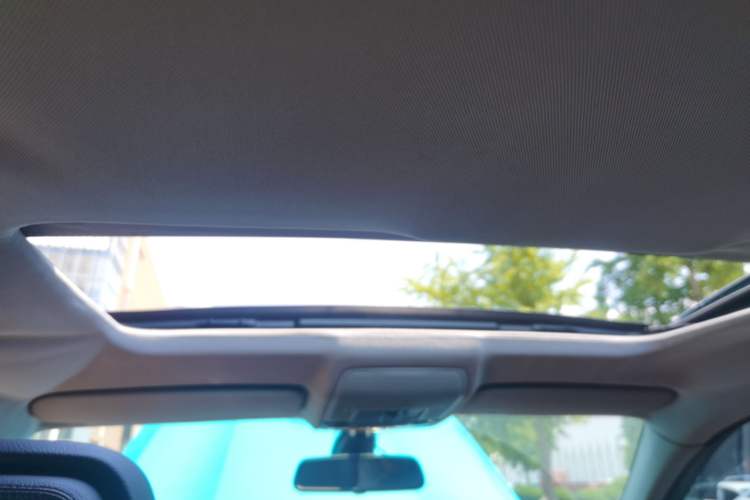Used BMW X6 2011 xDrive35i Headliner