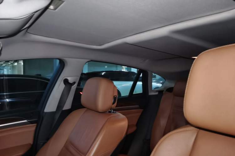Used BMW X6 2011 xDrive35i Headliner