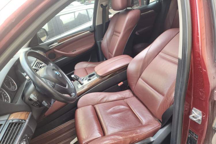 Used BMW X6 2011 xDrive35i Left Front Seat