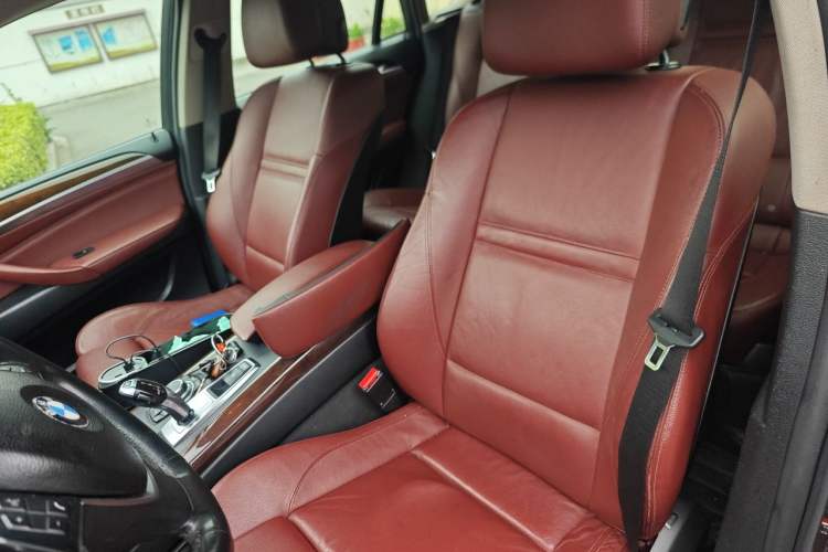 Used BMW X6 2011 xDrive35i Left Front Seat