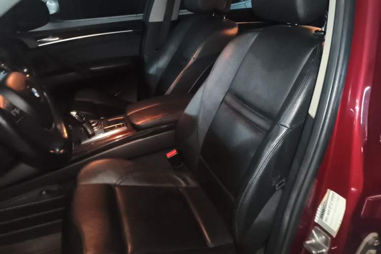 Used BMW X6 2011 xDrive35i Left Front Seat