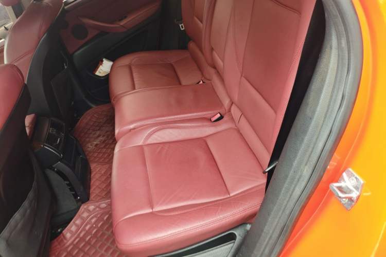 Used BMW X6 2011 xDrive35i Left Rear Seat