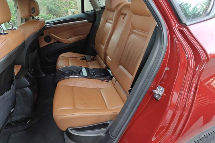 Used BMW X6 2011 xDrive35i Left Rear Seat