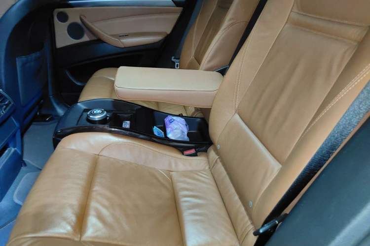 Used BMW X6 2011 xDrive35i Left Rear Seat
