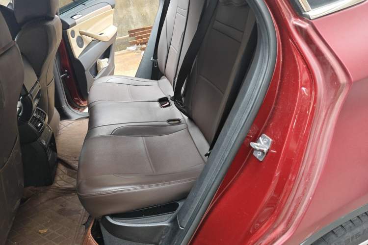 Used BMW X6 2011 xDrive35i Left Rear Seat