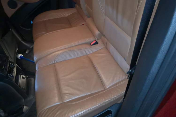 Used BMW X6 2011 xDrive35i Left Rear Seat