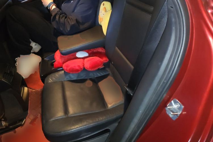 Used BMW X6 2011 xDrive35i Left Rear Seat