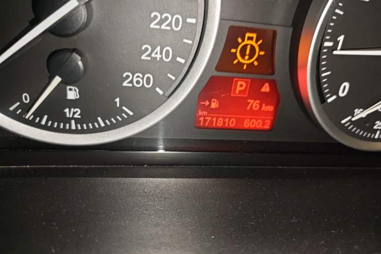 Used BMW X6 2011 xDrive35i Odometer Close Up