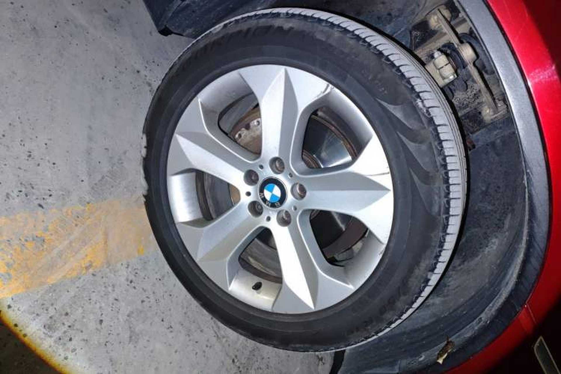 Used BMW X6 2011 xDrive35i Right Front Wheel Hub