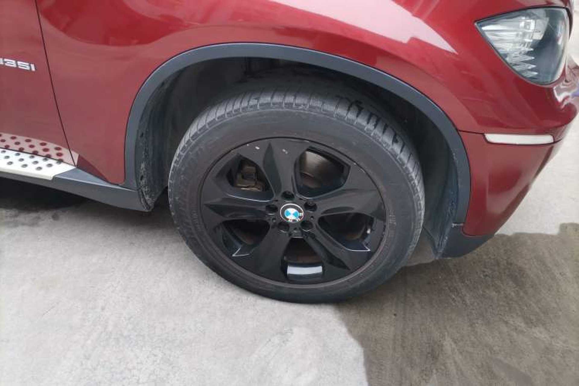 Used BMW X6 2011 xDrive35i Right Front Wheel Hub