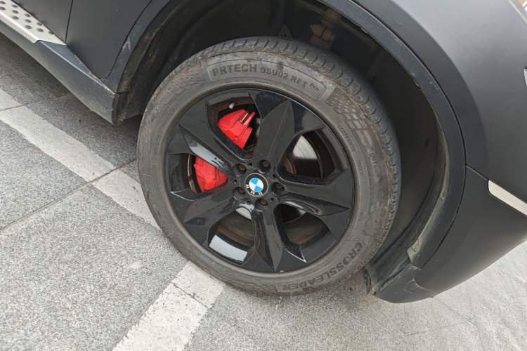 Used BMW X6 2011 xDrive35i Right Front Wheel Hub