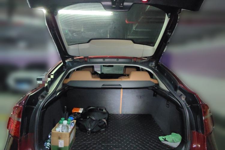 Used BMW X6 2011 xDrive35i Trunk