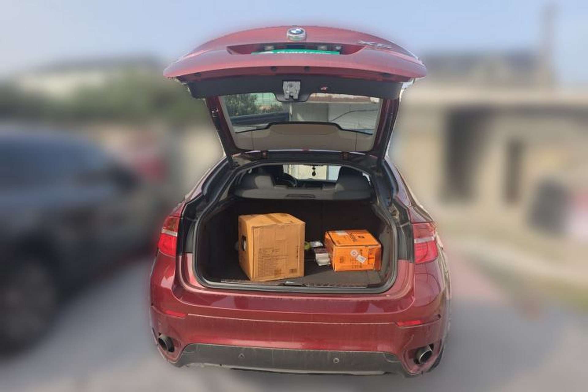 Used BMW X6 2011 xDrive35i Trunk
