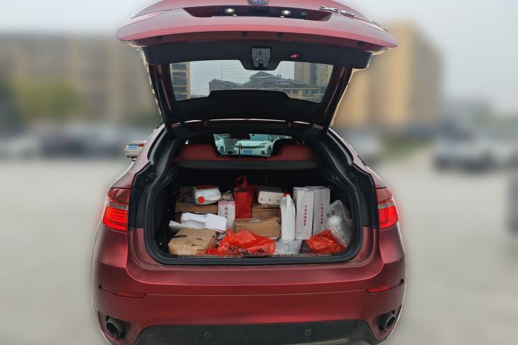 Used BMW X6 2011 xDrive35i Trunk