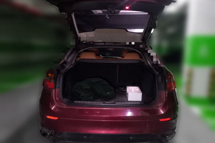 Used BMW X6 2011 xDrive35i Trunk
