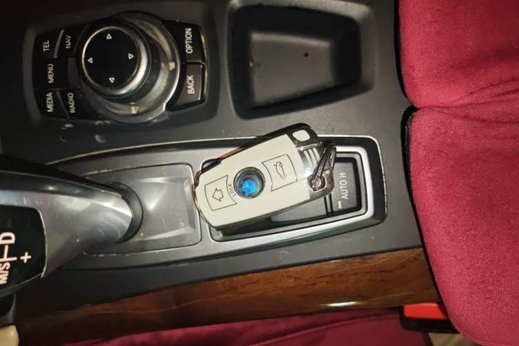 Used BMW X6 2011 xDrive35i Vehicle Key
