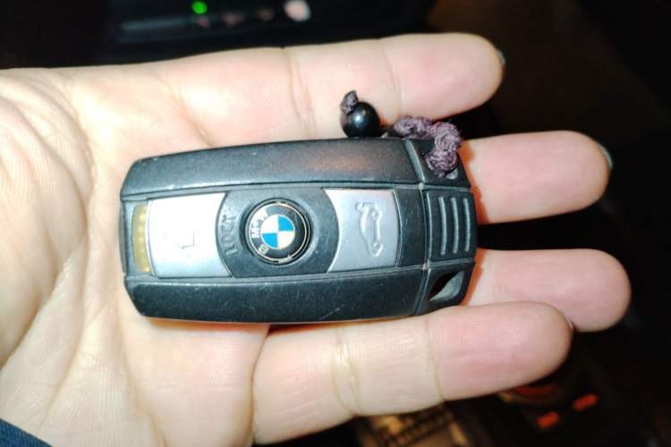 Used BMW X6 2011 xDrive35i Vehicle Key