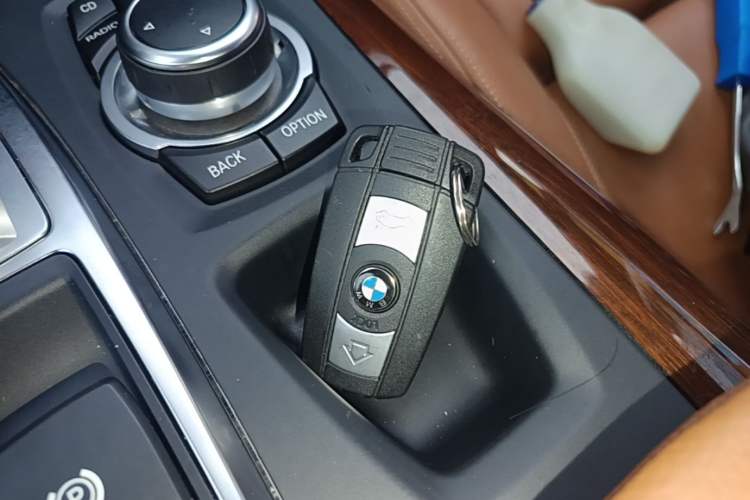 Used BMW X6 2011 xDrive35i Vehicle Key