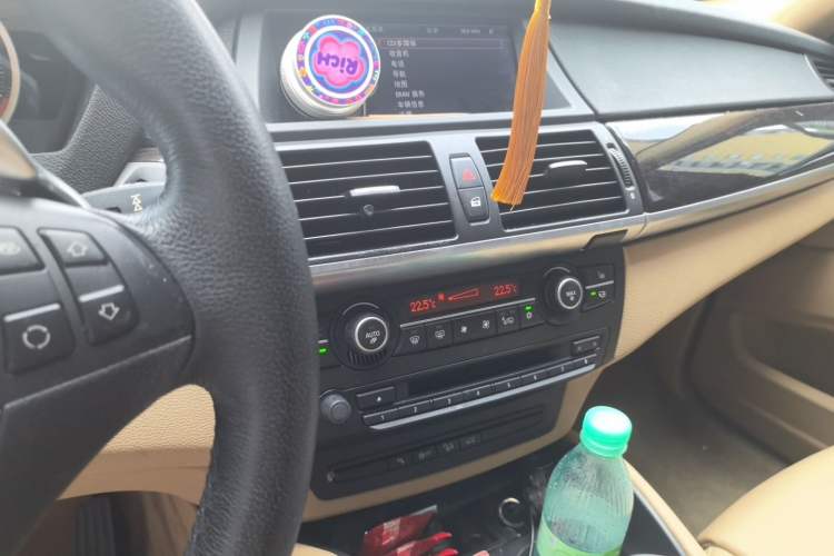 Used BMW X6 2011 xDrive35i Audio And AC Panel