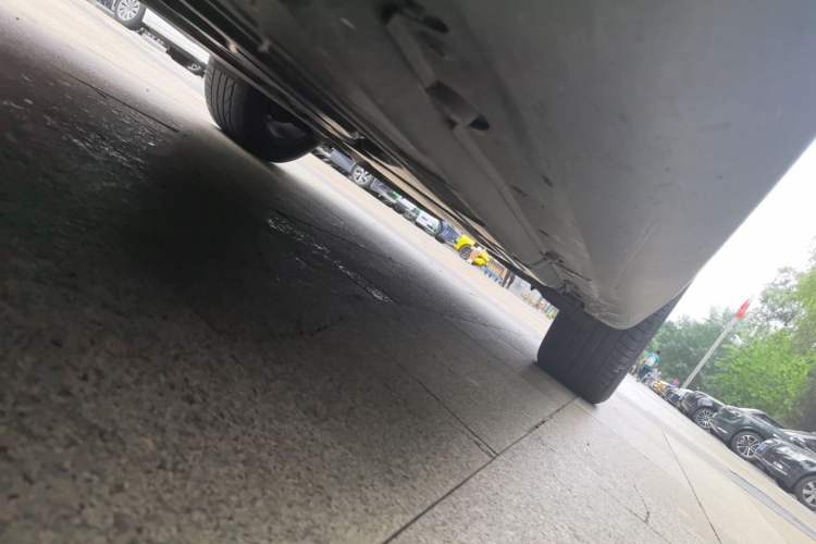 Used BMW X6 2011 xDrive35i Chassis Front Left