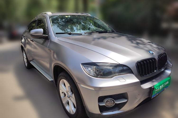 Used BMW X6 2011 xDrive35i Front Right 45 Deg