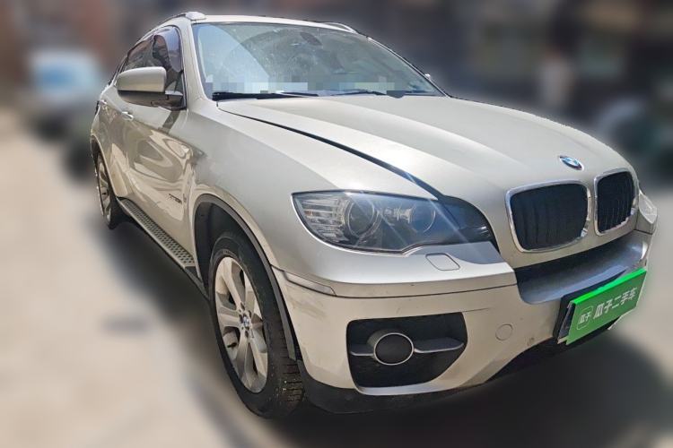 Used BMW X6 2011 xDrive35i Front Right 45 Deg