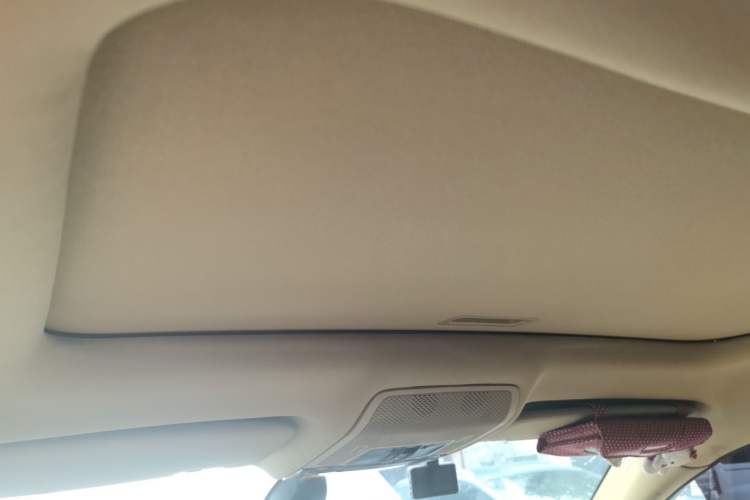 Used BMW X6 2011 xDrive35i Headliner
