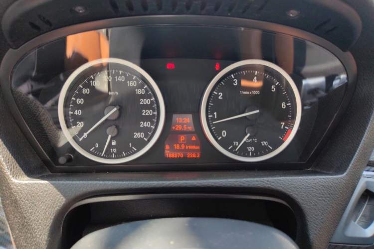 Used BMW X6 2011 xDrive35i Instrument Cluster