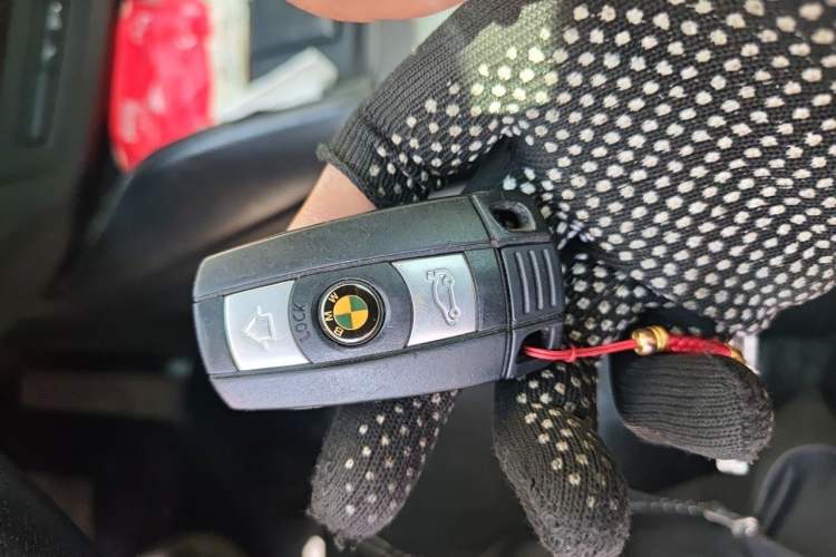 Used BMW X6 2011 xDrive35i Vehicle Key