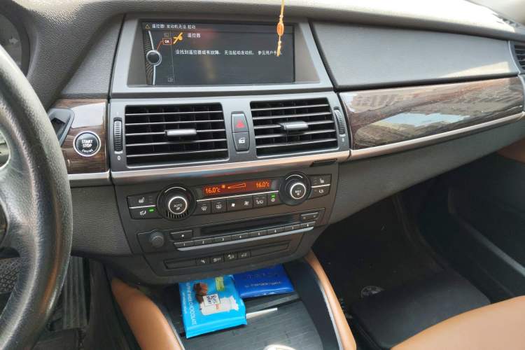 Used BMW X6 2011 xDrive35i Audio And AC Panel