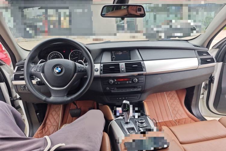 Used BMW X6 2011 xDrive35i Center Console