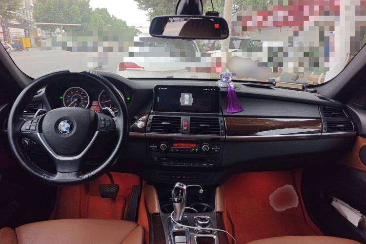 Used BMW X6 2011 xDrive35i Center Console