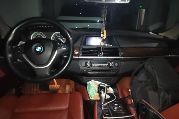 Used BMW X6 2011 xDrive35i Center Console