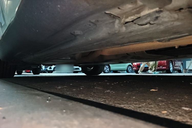 Used BMW X6 2011 xDrive35i Chassis Front Right