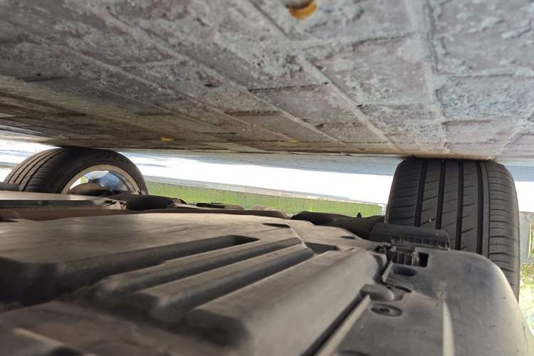 Used BMW X6 2011 xDrive35i Chassis Rear Right