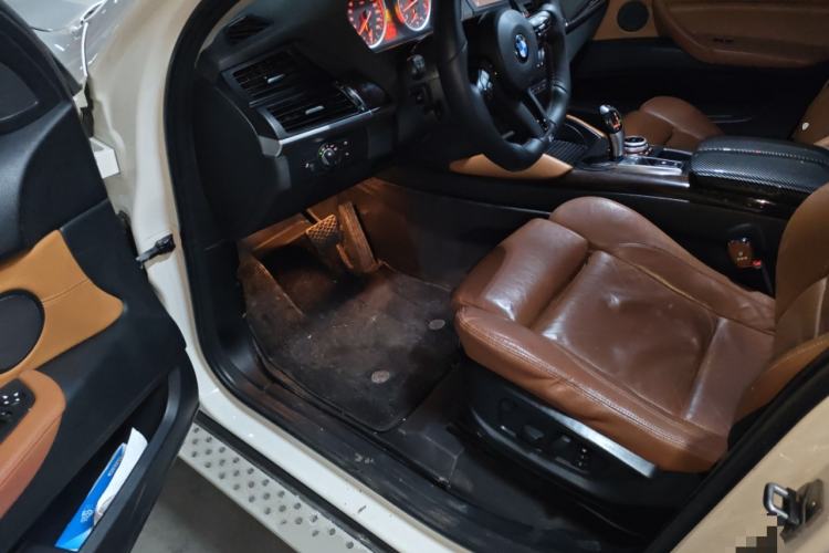 Used BMW X6 2011 xDrive35i Driver Seat