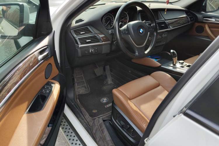 Used BMW X6 2011 xDrive35i Driver Seat