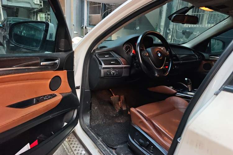 Used BMW X6 2011 xDrive35i Driver Seat