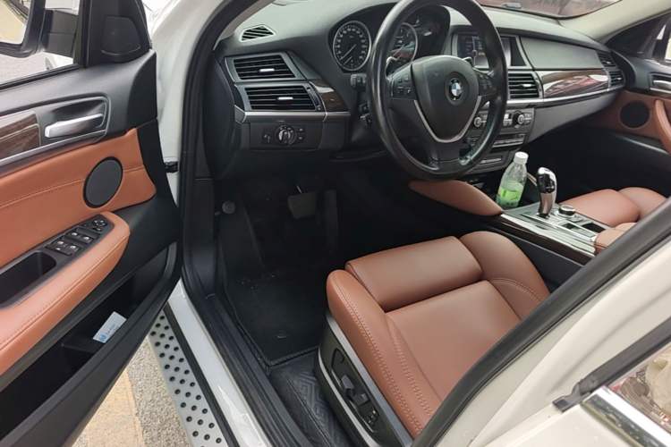 Used BMW X6 2011 xDrive35i Driver Seat