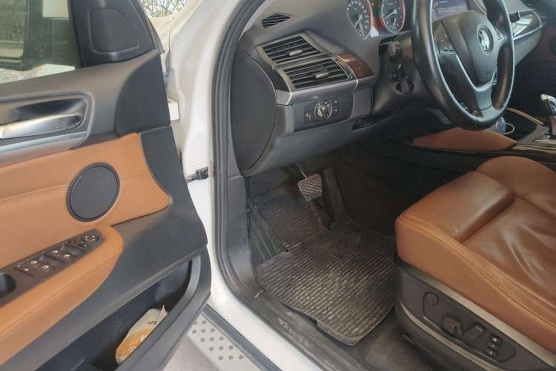 Used BMW X6 2011 xDrive35i Driver Seat