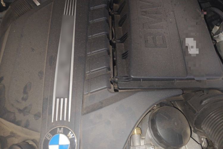 Used BMW X6 2011 xDrive35i Engine Bay