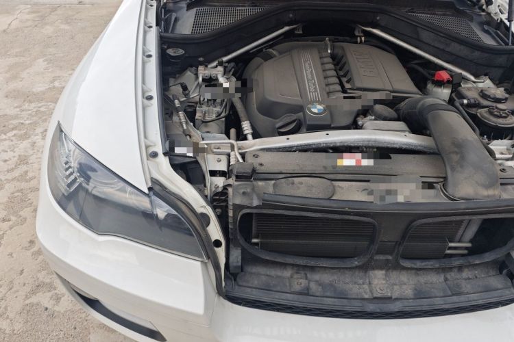 Used BMW X6 2011 xDrive35i Engine Bay Right