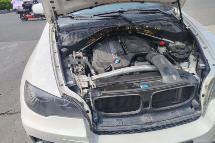 Used BMW X6 2011 xDrive35i Engine Bay Right