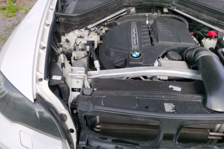 Used BMW X6 2011 xDrive35i Engine Bay Right