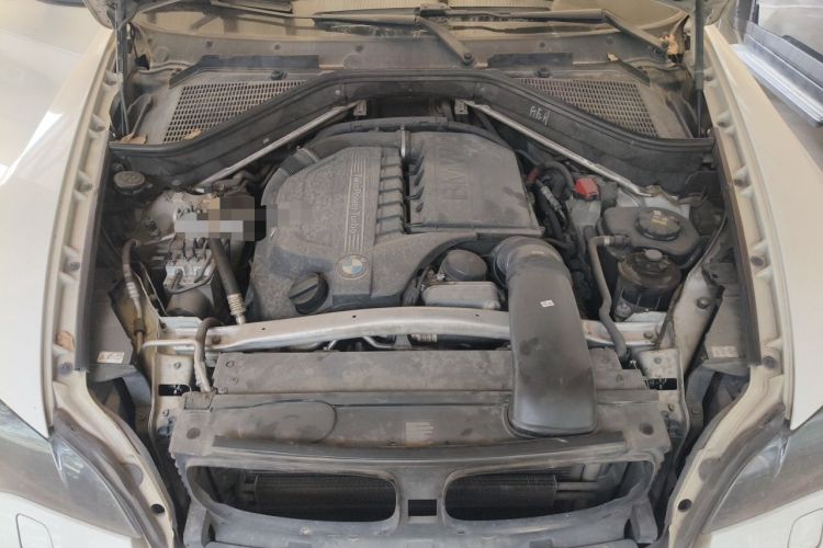 Used BMW X6 2011 xDrive35i Engine Bay