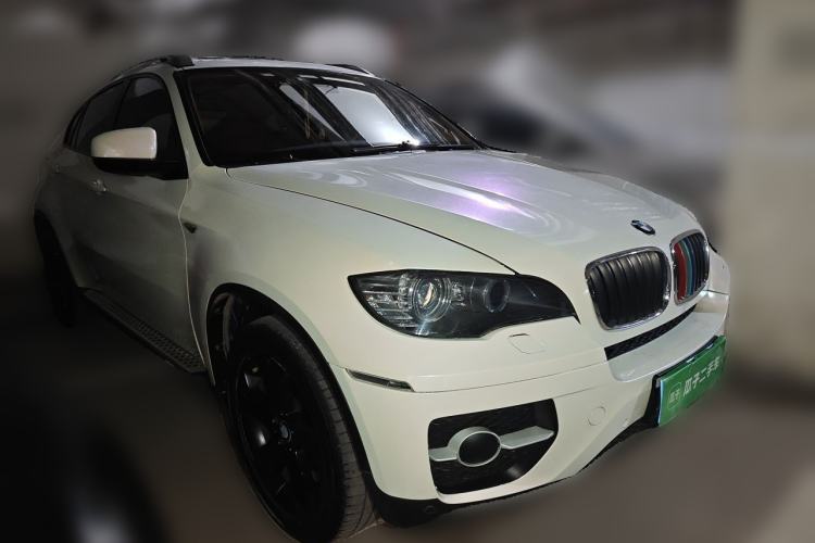 Used BMW X6 2011 xDrive35i Front Right 45 Deg