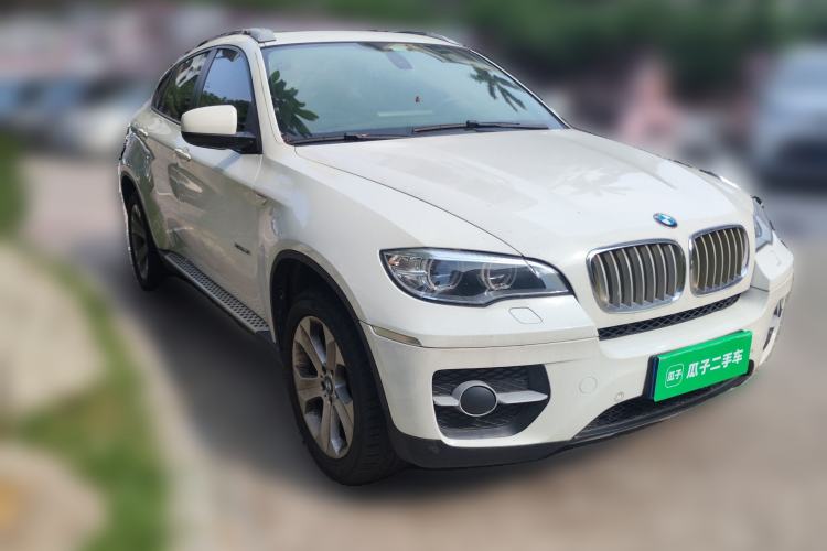 Used BMW X6 2011 xDrive35i Front Right 45 Deg