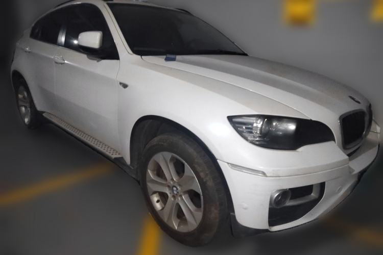 Used BMW X6 2011 xDrive35i Front Right 45 Deg
